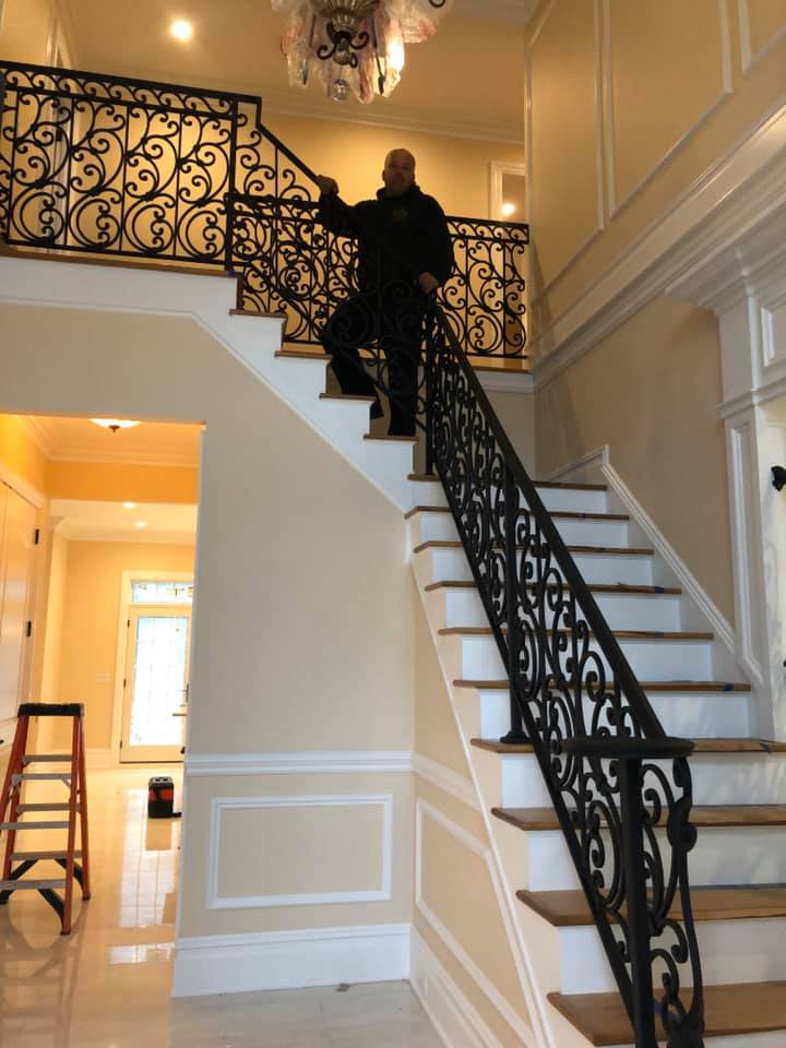 Grand Stair Railing